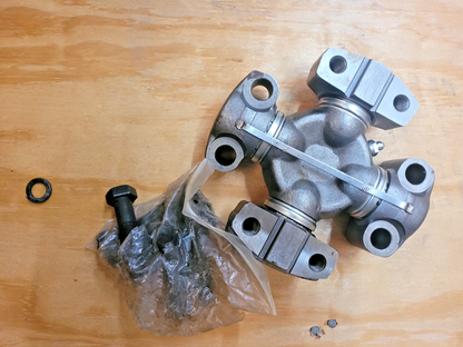 CP72NHB-A 135602  UNIVERSAL JOINT PARTS KIT 2520-01-533-1518 CP-72N-HB