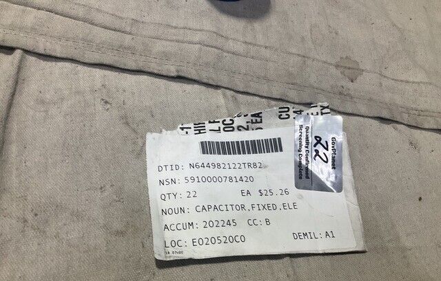 PARKER-HANNIFIN 644308 POWER FIXED CAPACITOR MILC62-12 9890-8 5910-00-078-1420