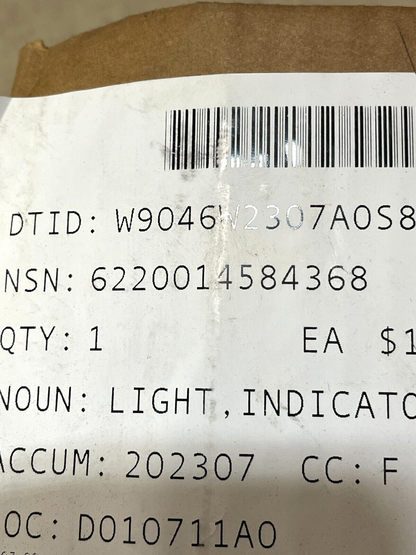 BRADLEY FIGHTING VEHICLE A3 A4 12976787 INDICATOR LIGHT 6220-01-458-4368 NOS