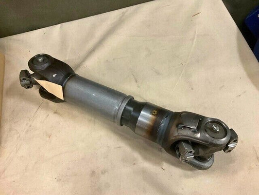 MRAP NAVISTAR DEFENSE 3872011C1 REAR PROPELLER SHAFT 69083-004 2520-01-585-3593