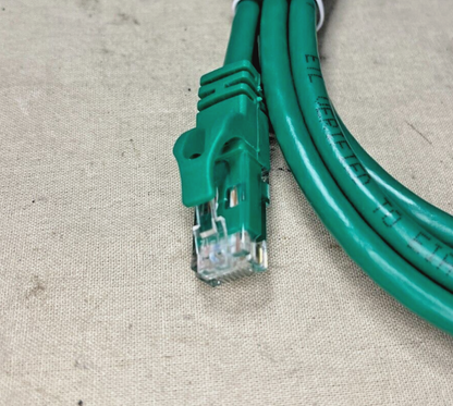 LOT OF 100 27172 CAT6 550MHZ SNAGLESS 7FT ETHERNET NETWORK PATCH CABLE GREEN