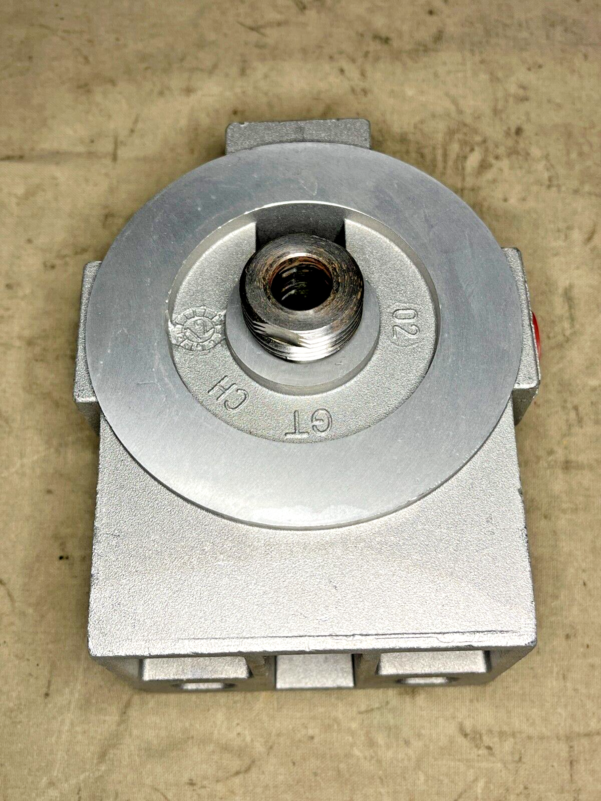 MRAP-COUGAR JERRV CUMMINS 3836095-S FLUID FILTER HEAD 1000562 2910-01-540-8252