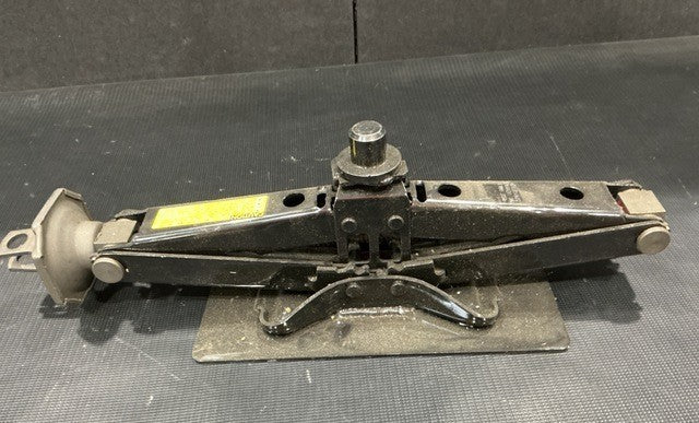 Hand Scissor Jack M1167 NSN 5120-01-430-3123