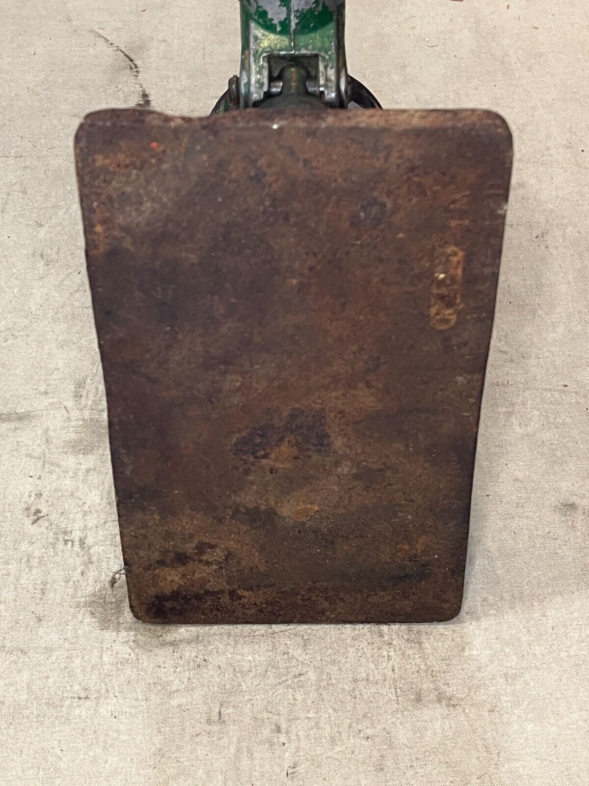 MILITARY M1070 TRUCK 1318250 HAND HYDRAULIC JACK ISSUE BOTTLE 5120-01-146-8096