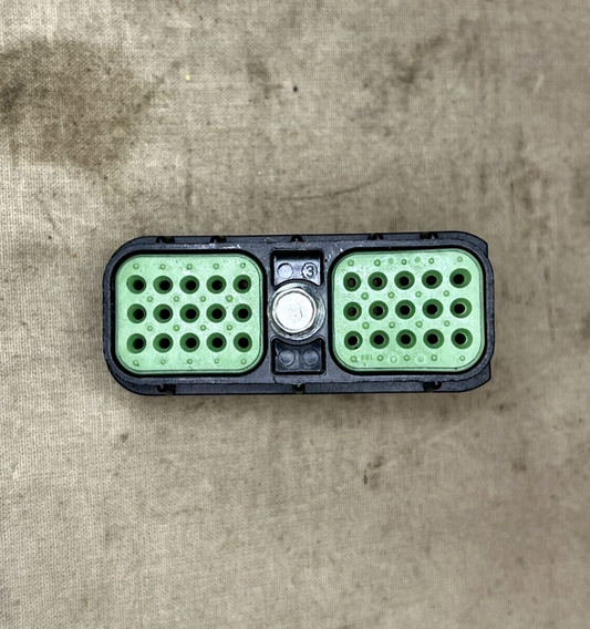 OEM JOHN DEERE 57M7275 ENGINE ELECTRICAL PLUG CONNECTOR 57M9171 5935-01-512-5783