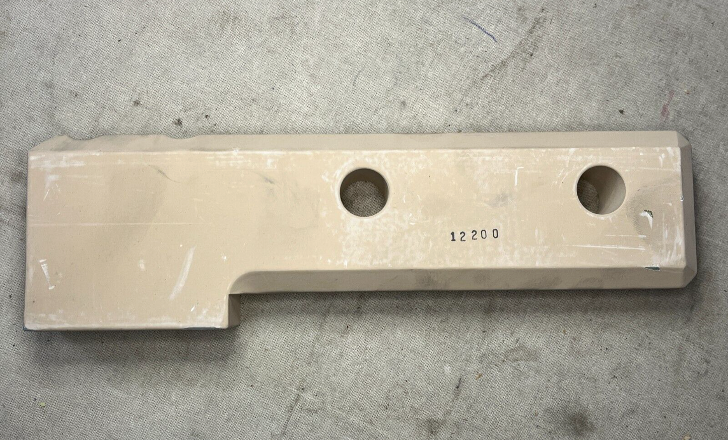 MMPV JERRV 12200 T BAR VERTICAL VEHICULAR COMPONENTS BRACKET 2590-01-579-8083