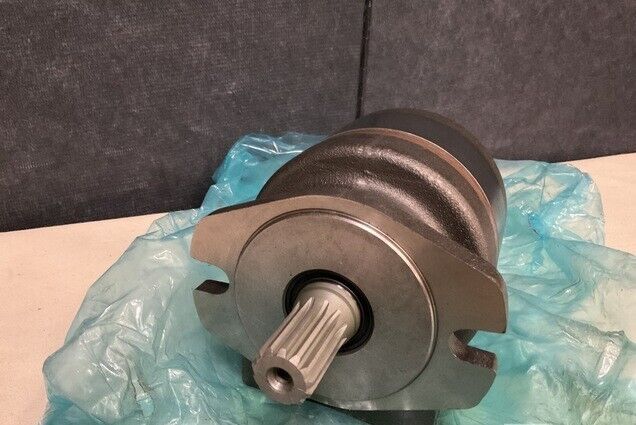 PARKER HANNIFIN 73131-G  73131 C116A-106-AM-0 HYDRAULIC MOTOR 2540-01-458-9190