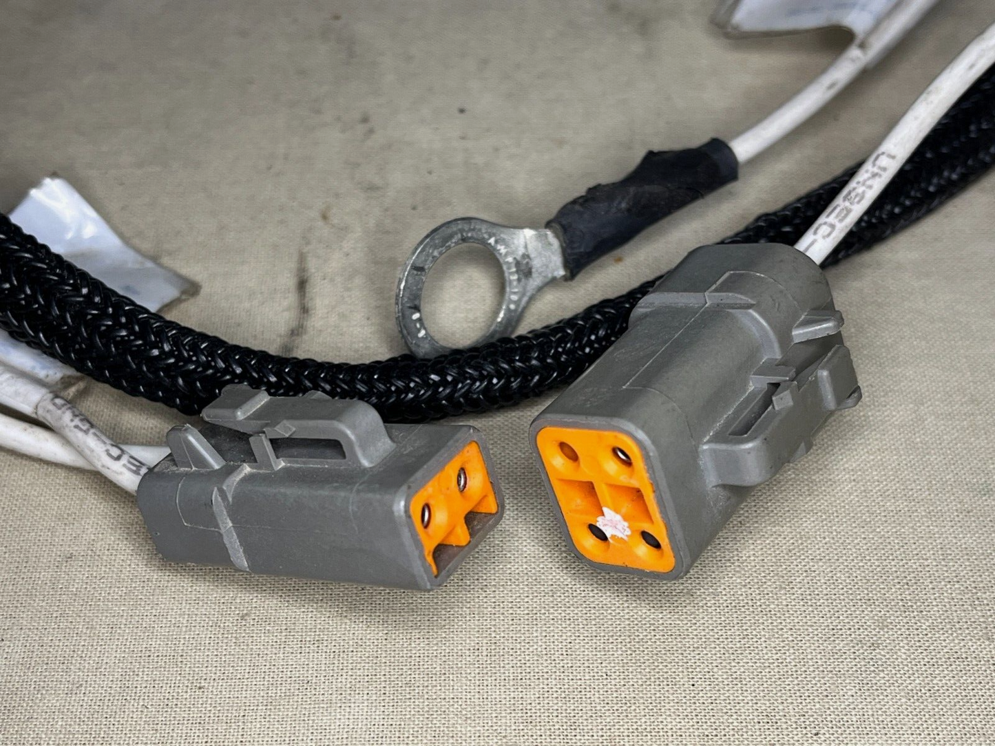 OSHKOSH 12603845 BRANCHED WIRING HARNESS COMPT VPIN 6150-01-672-3230