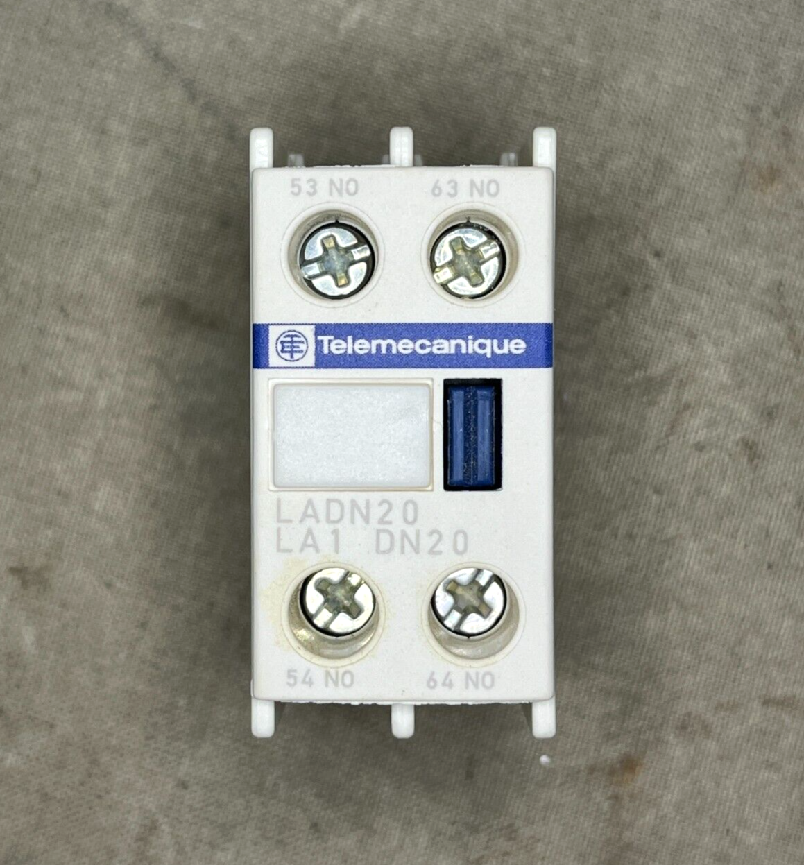 TELEMECANIQUE/SCHNEIDER CONTACT BLOCK AUXILIARY LADN20 038388 15124490151 USA