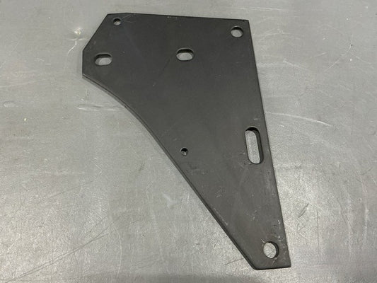 Radiator Support Gusset 3566354C2 NSN 5340-01-537-4202