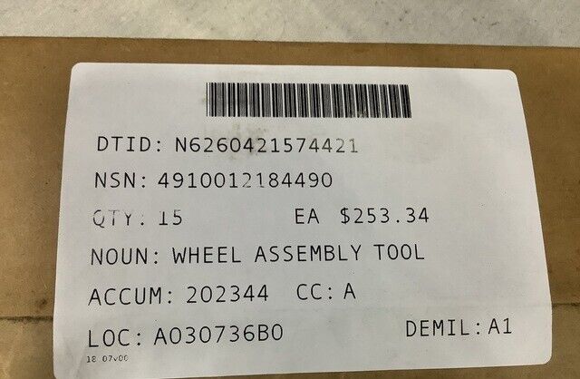 M939 TRUCK SERIES 5-TON J35193 SPLIT RIM WHEEL ASSEMBLY TOOL 4910-01-218-4490