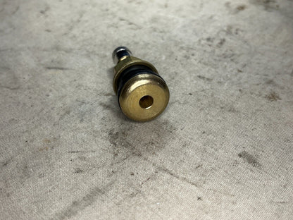 CUCV TRUCK 1/4T A-A52611-2-2-TR50 1/5'' PNEUMATIC TIRE VALVE 2640-00-555-2829