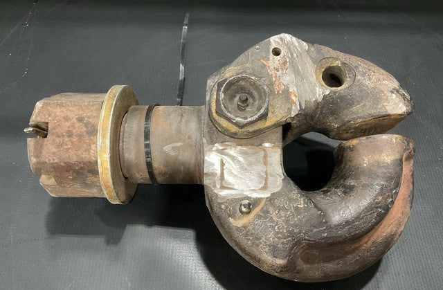 Towing Pintle Assy XM67025 NSN 2540-01-071-9064