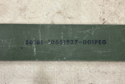 MILITARY LIGHT ARMORED VEHICLE 10651937 GREEN PLATE MOUNTING 5340200009448 NOS