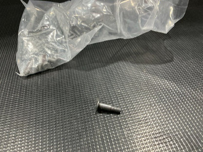 Pin-rivet F/A-18F NSN 5320-01-144-7408