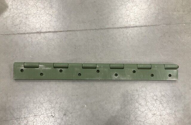 M998 HMMWV 13013606 LEFT-HAND VEHICULAR SIDE DOOR HINGE 2510-01-608-4578 NOS