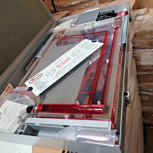 GENUINE DWYER MODEL 400 AIR VELOCITY METER MANOMETER KIT W/ METAL CASE BOX