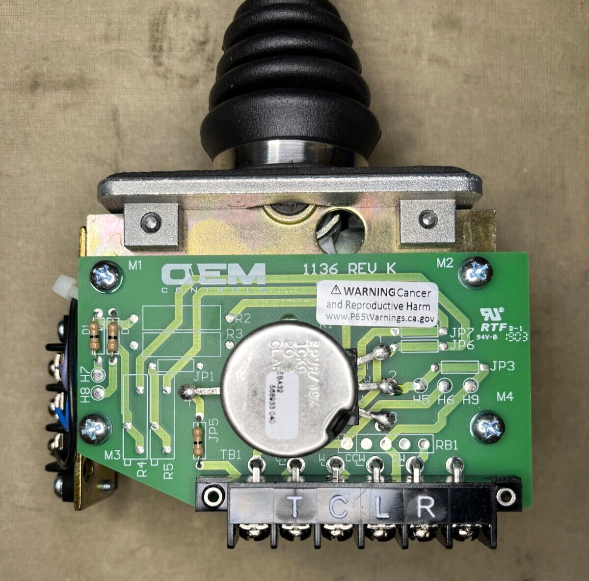 NEW OEM CONTROLS MS4M7114 2A8-06952 277VAC LEVER SWITCH 5930-01-424-4131