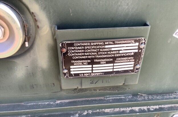 MILITARY HEMTT TRUCKS 5705738 TRANSMISSION W CONTAINER 2520-01-257-3880 M977