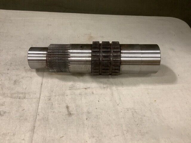 M1074 M1075 PALLETIZED LOADING TRUCK 3786972 SHOULDERED SHAFT 3040-01-618-0028