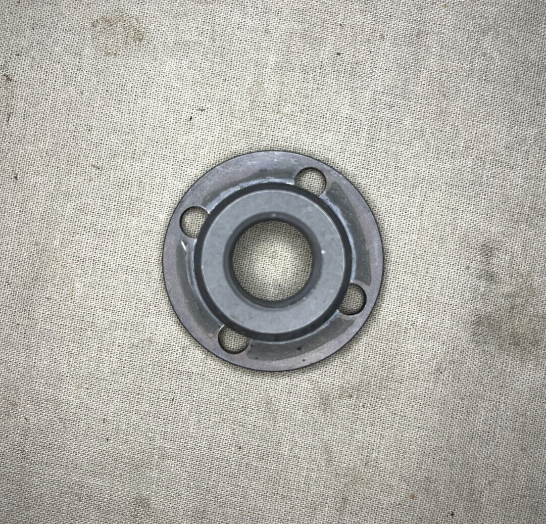 MILITARY M-252 MORTAR, I81MM SLEEVE NUT 13015622 5310-01-562-1864