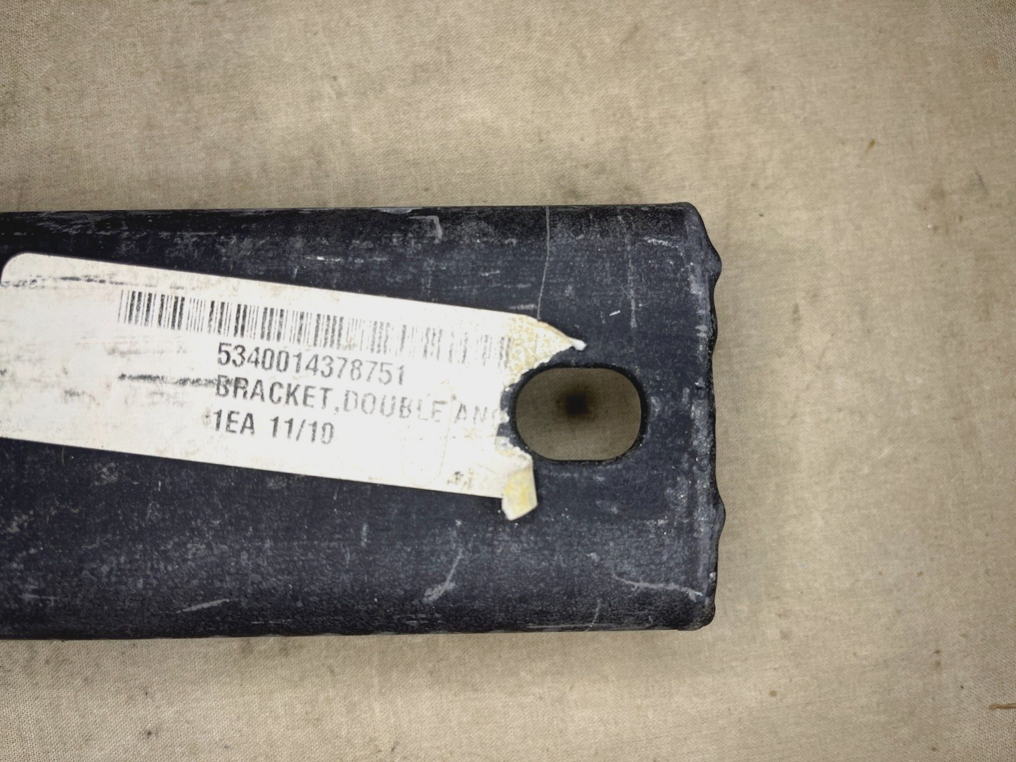 M998 HMMWV 6002225 RH FRONT DOUBLE AXLE ANGLE SUPPORT BRACKET 5340-01-437-8751