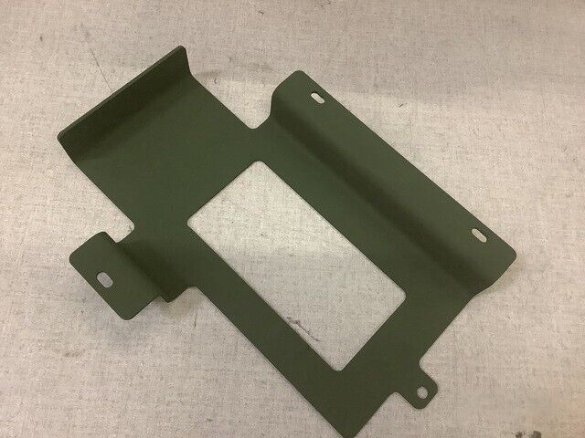 NEW HEMTT CARGO TRUCK OSHKOSH 3786782 MOUNTING BRACKET MTG 5340-01-630-1465