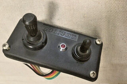 MRAP MAXXPRO IBIS TEK 2210-300-022800 Electric Light Control 6220-01-641-7070