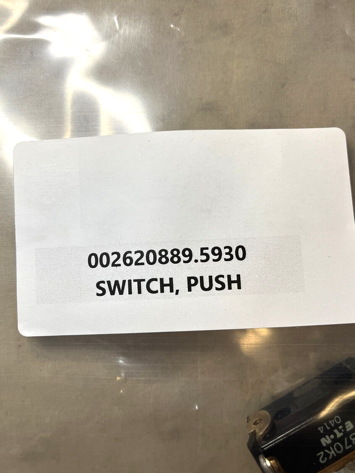 HELICOPTER EATON M8805/55-001 FOOT PEDAL PUSH SWITCH 8870K2 5930-00-262-0889