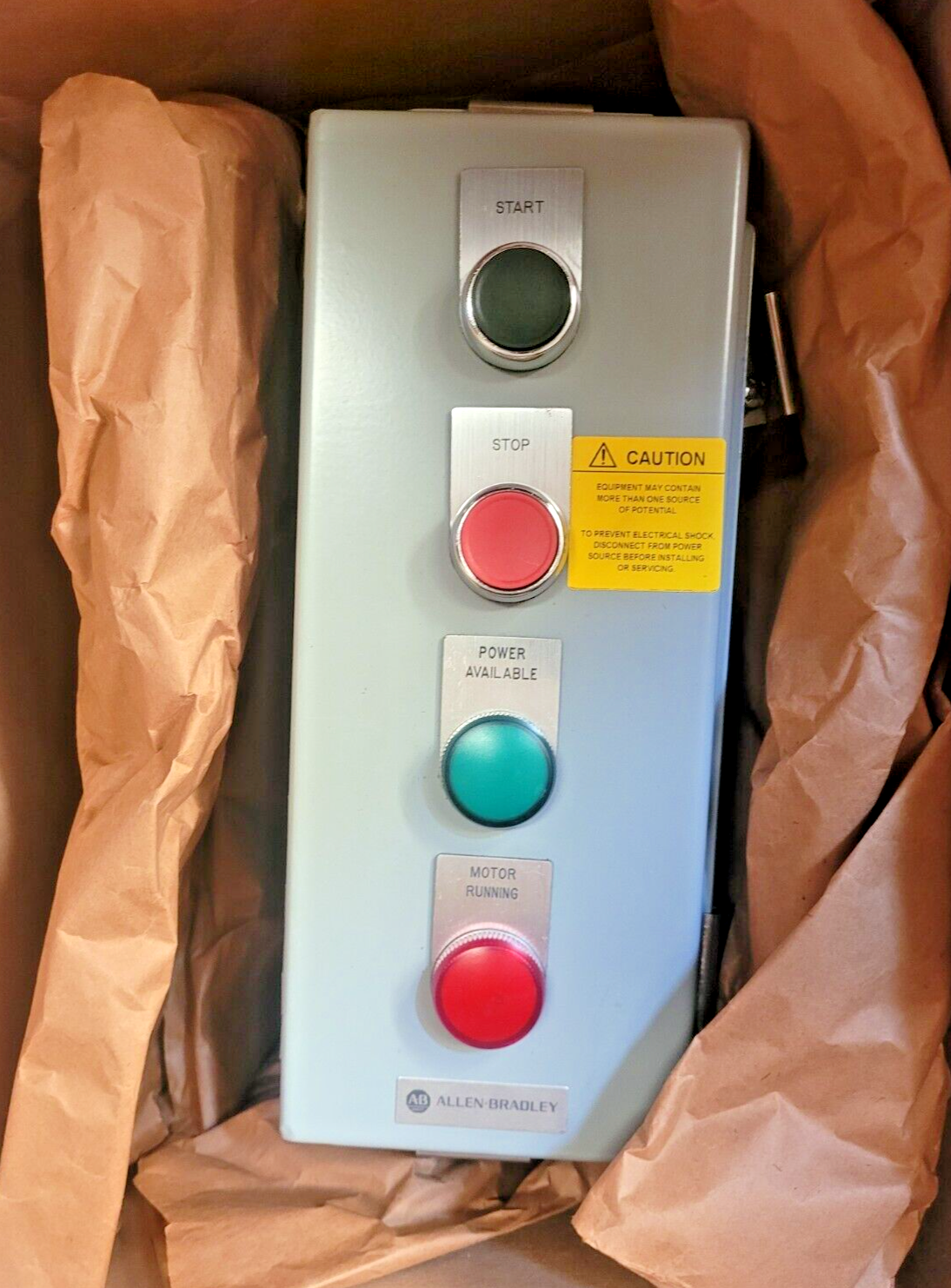 ALLEN BRADLEY LITTORAL COMBAT SHIP VALVE DECK OPERATOR BOX 4820-01-547-0078