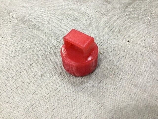 New Plain RH External 12257167-1 Machine Thread Plastic Plug 5365-01-116-2946