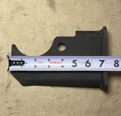 M998 HMMWV 12338151-7 REAR DIFFERENTIAL BRACKET 12338151 2590-01-394-8134 NOS