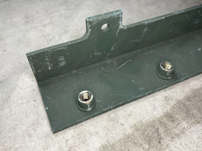 HMMWV HUMMER H1 12469027 BRACKET, SPLASH  SHIELD RH RCSK17573 5340-01-432-4879