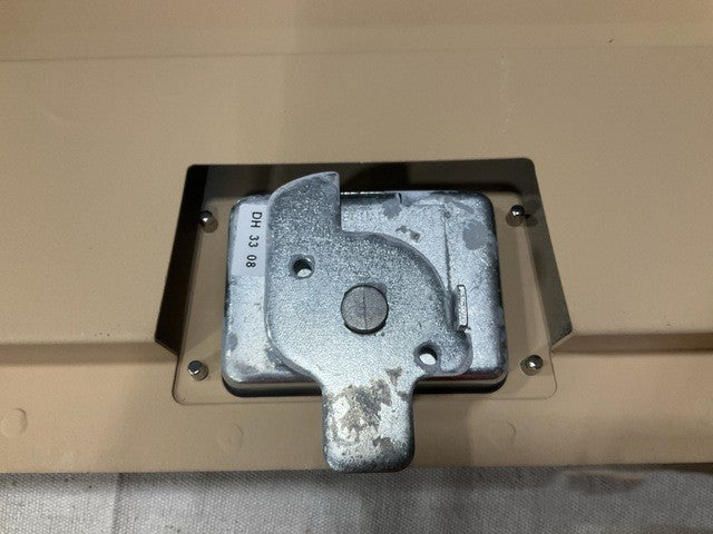 Accessories Stowage Box 3113035C1L NSN 2540-01-555-4902 - photo 5