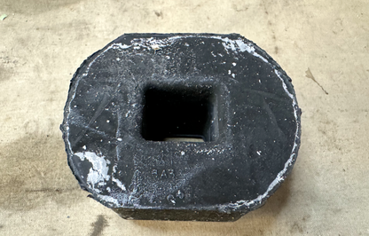 M998 HMMWV 12339244-1 WEAPON SYSTEM RESILIENT MOUNT 5569270 5342-01-189-5452 NOS