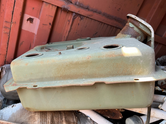 Mutt Jeep Fuel Tank 7046622 NSN 2910-00-765-4349