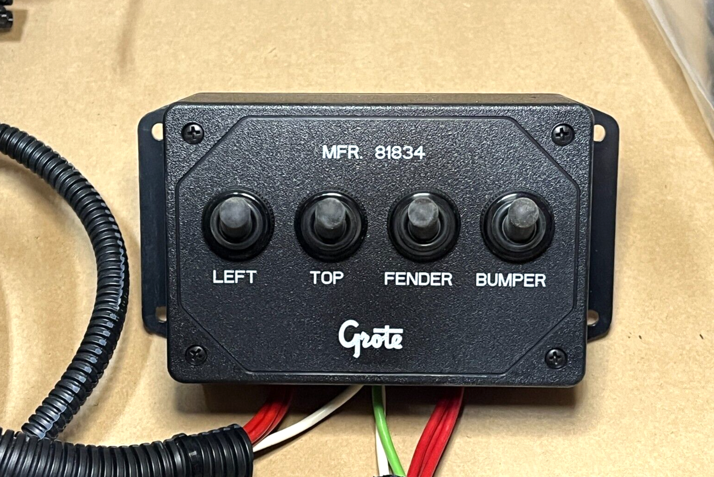 GROTE TRILLIANT VEHICLE LIGHTING 6 LIGHT PARTS KIT 82680-5 6220-01-562-9859