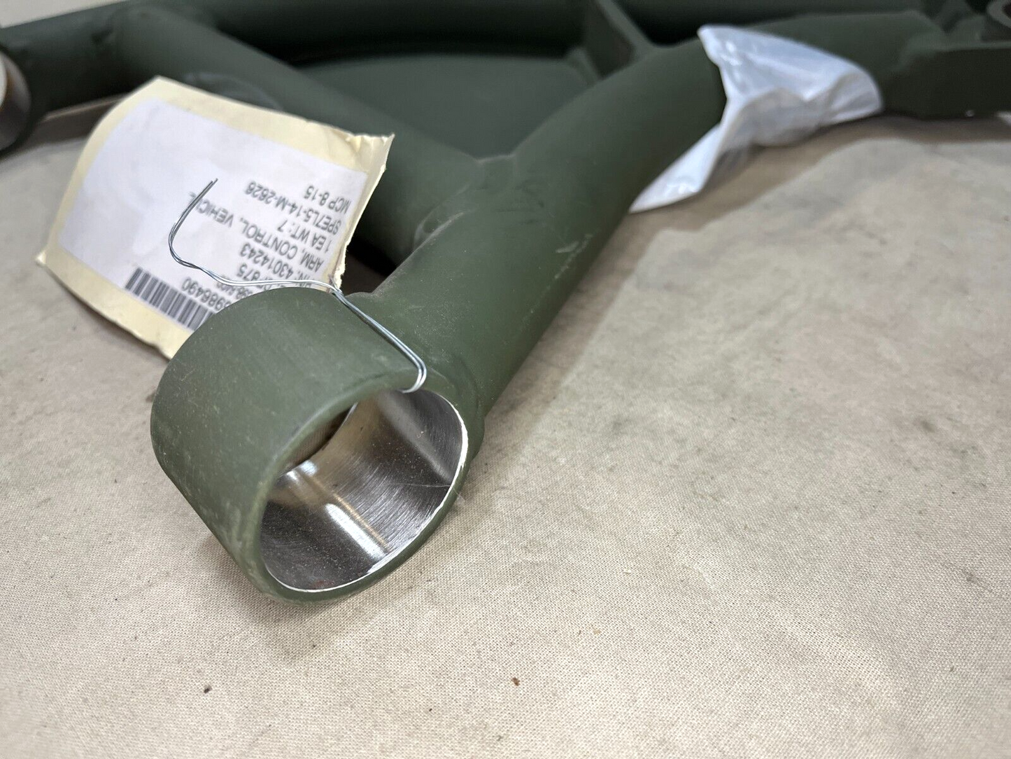 GENUINE GROWLER TRUCK 43014243 VEHICULAR SUSPENSION CONTROL ARM 2530-01-598-6490