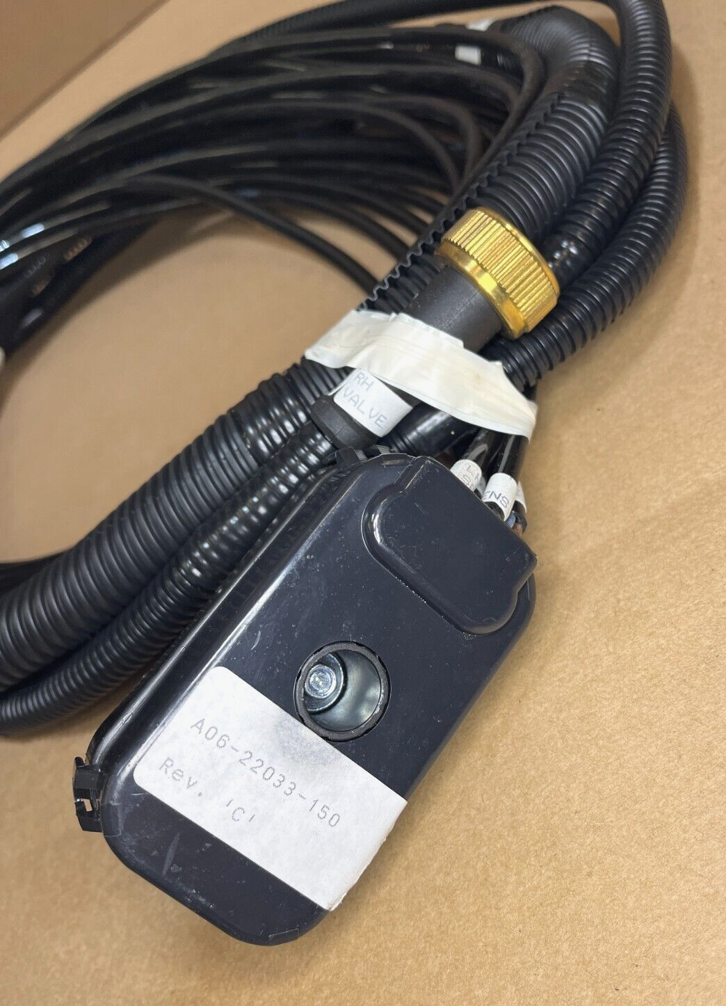 M1062 M916A1 M916A2 14-20 TON TRUCK ELECTRICAL LEAD 6150-01-435-0403 A06-22033