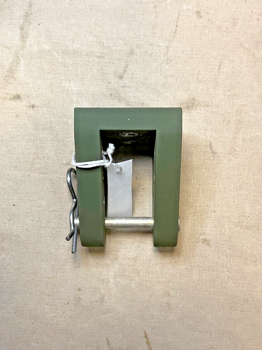 BRADLEY FIGHTING VEHICLE 13640067 HOLD DOWN BRACKET ASSEMBLY 5340-01-589-3897