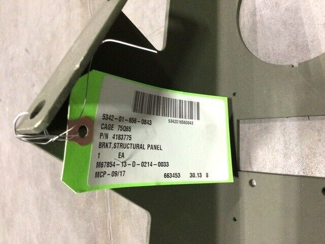 FIRE FIGHTING TRUCK OSHKOSH 4183775 MOUNTING BRACKET PANEL 5342-01-656-0843