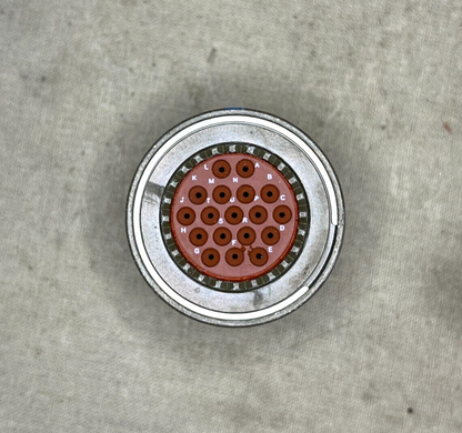 AIRCRAFT ORION P-3 D38999/46WD18SN ELECTRICAL PLUG CONNECTOR 5935-01-157-5700