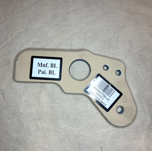 LVSR CARGO TRUCK 22.5 TON 10 X 10 0238047793 LOWER LOCK 18KP910 2590-01-584-9319