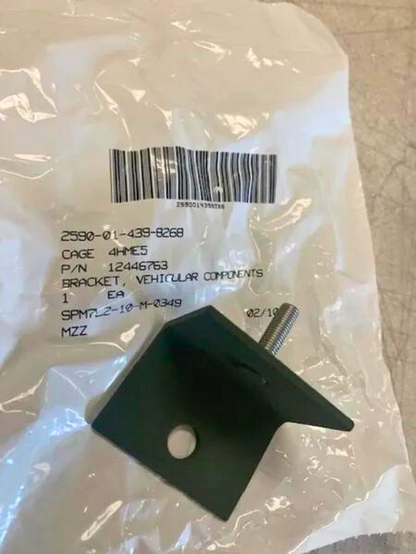 HMMWV M998 TRUCK 12446763 VEHICULAR COMPONENTS BRACKET, ANGLE 2590-01-439-8268