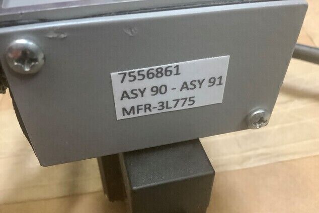 GENUINE SMC SOLENOID VALVE SIZE 1, VSR8-6-FG-D-1Z 7556861 Style Valve