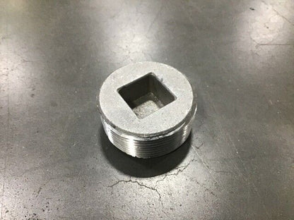 NEW MIL-A-8625 1.5 INCH SQ PIPE PLUG NSN 4730-00-167-3622