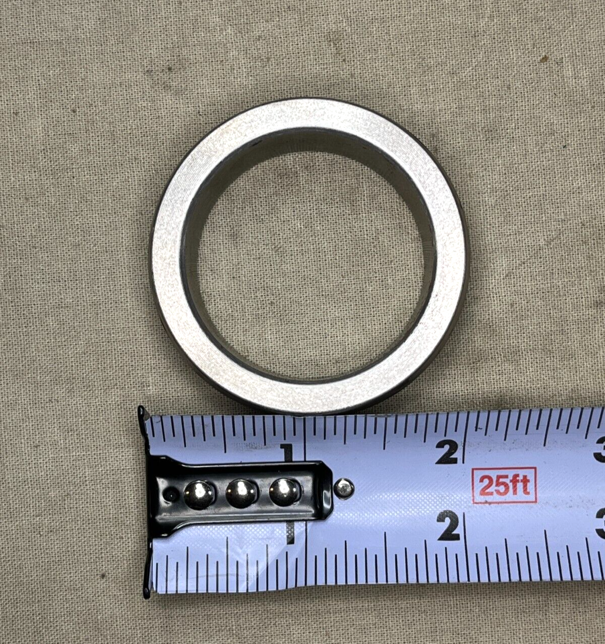 NEW CUSHION SLEEVE 690668B 120871B 5365015937523 5365-01-593-7523