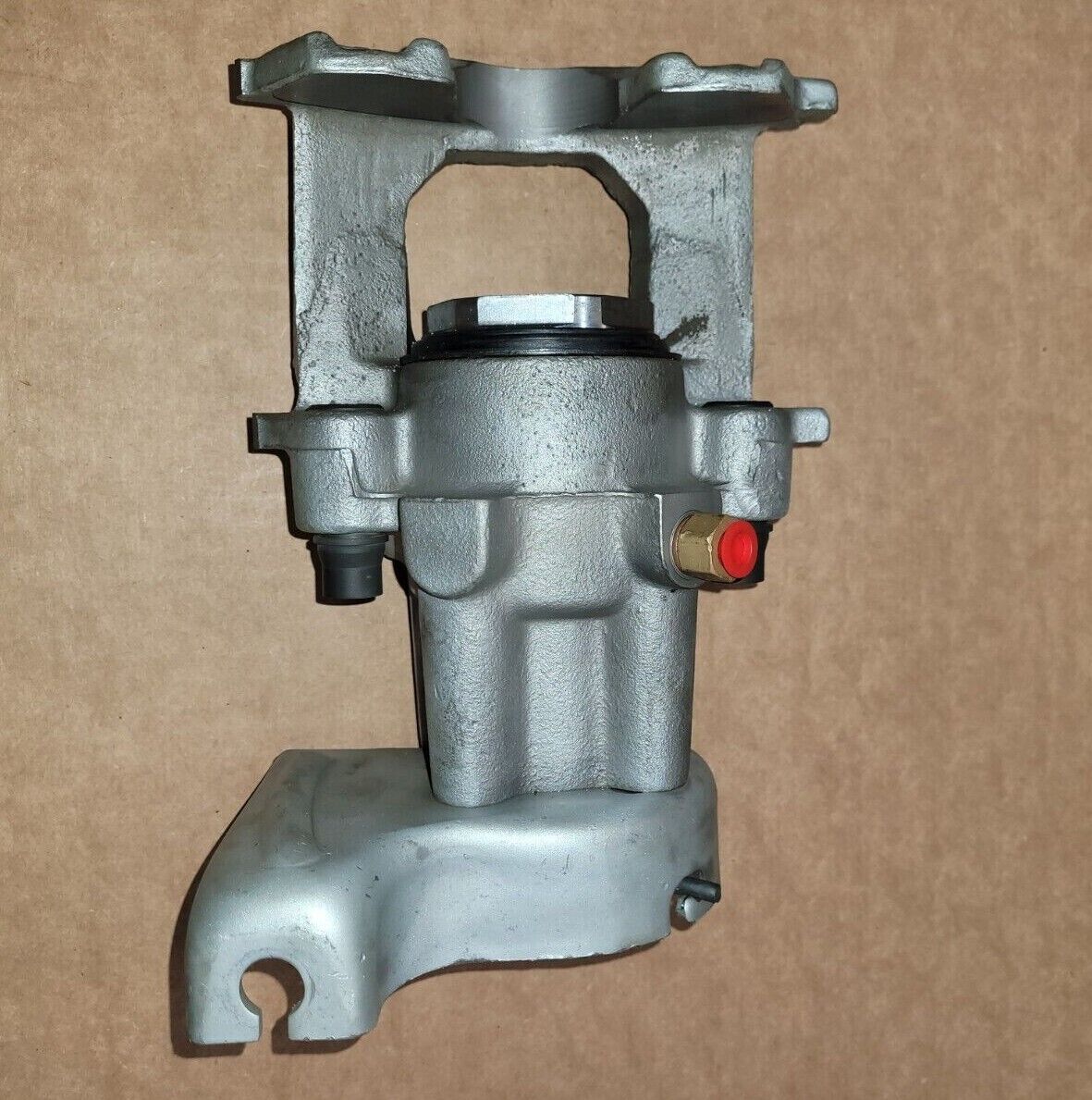 Hummer H1 HMMWV Humvee M998 REAR BRAKE CALIPER:  RH, RR 2530-01-333-8263 RIGHT