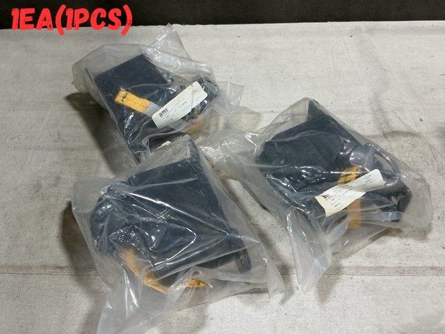 Bracket 7001499 NSN 2590-01-570-1783