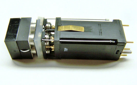 NAVY SHIP 2748-018 PUSH SWITCH DATA ERROR SINGLE ACTUATOR 3/4" 3" L 5189178-018